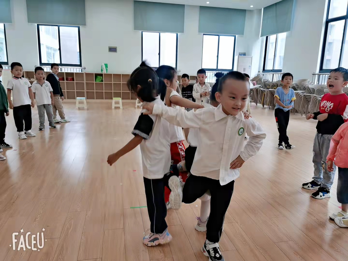 https://ljyey.wxlxjy.com/contents/sitefiles2044/10222167/images/26042949.jpg