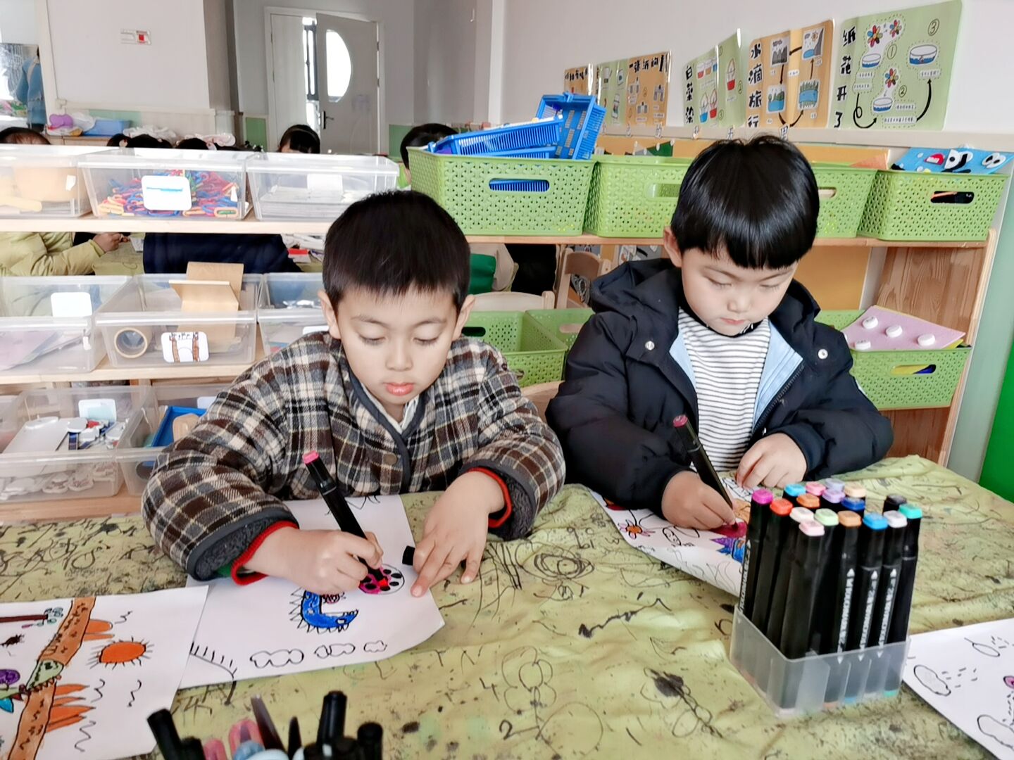 https://ljyey.wxlxjy.com/contents/sitefiles2044/10222167/images/27291001.jpg
