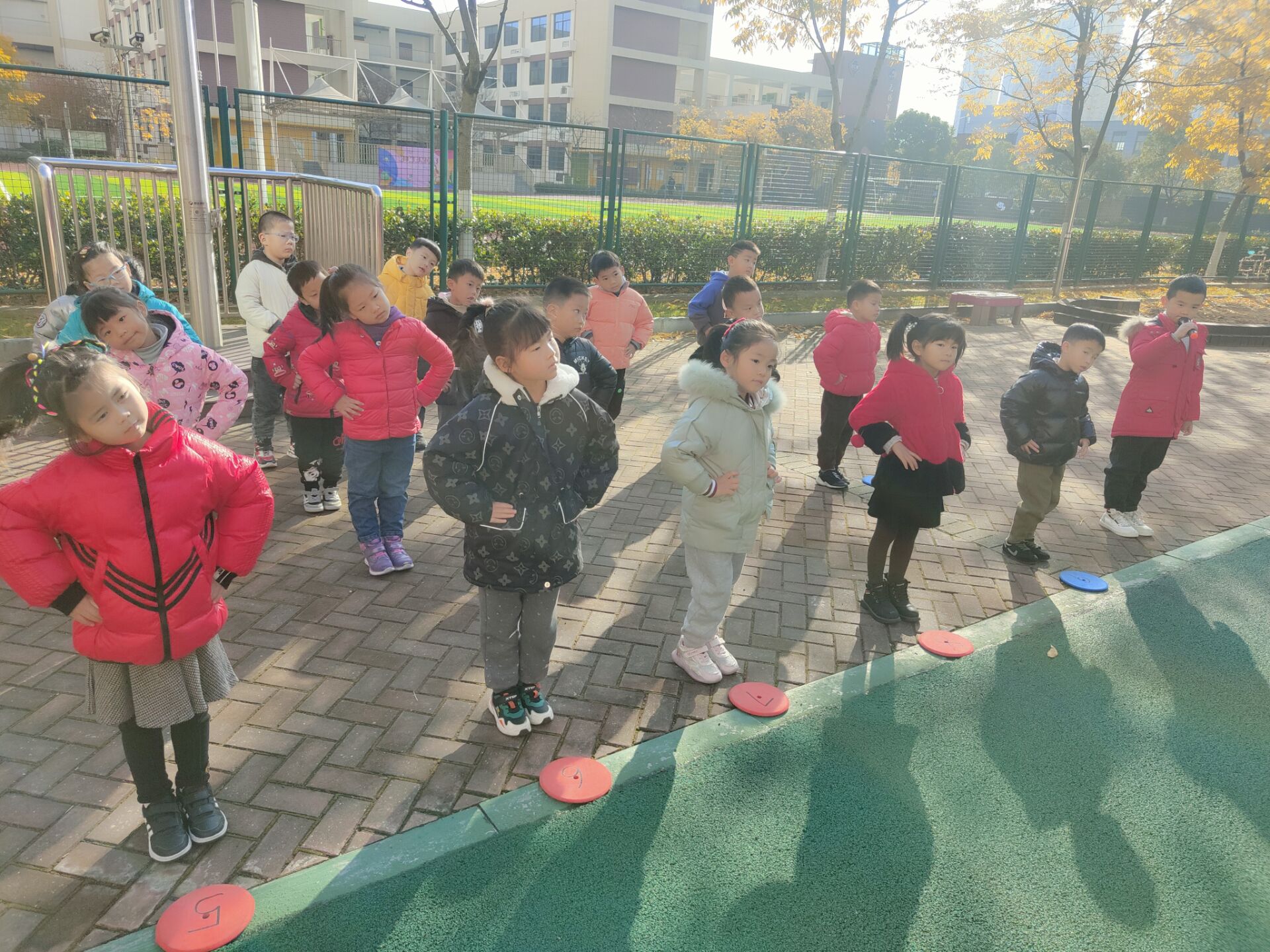 https://ljyey.wxlxjy.com/contents/sitefiles2044/10222167/images/27418823.jpg