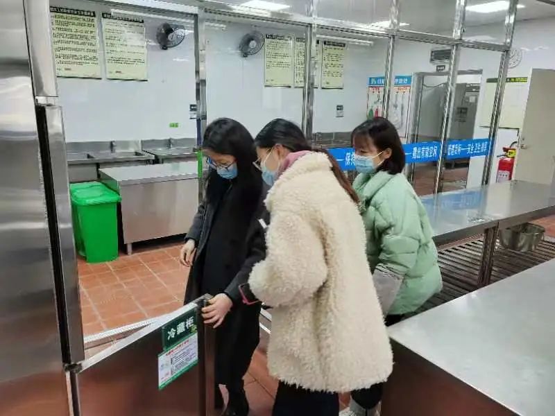 https://ljyey.wxlxjy.com/contents/sitefiles2044/10222167/images/41151605.jpeg