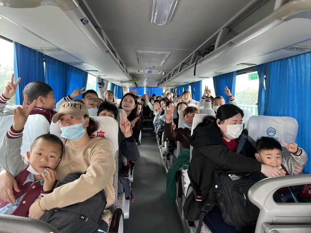 https://ljyey.wxlxjy.com/contents/sitefiles2044/10222167/images/42730041.jpeg