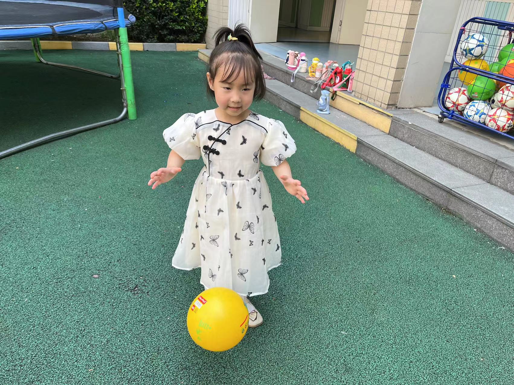 https://ljyey.wxlxjy.com/contents/sitefiles2044/10222167/images/43747194.jpg