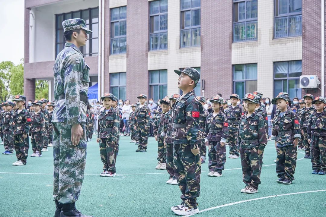 https://ljyey.wxlxjy.com/contents/sitefiles2044/10222167/images/44032090.jpeg