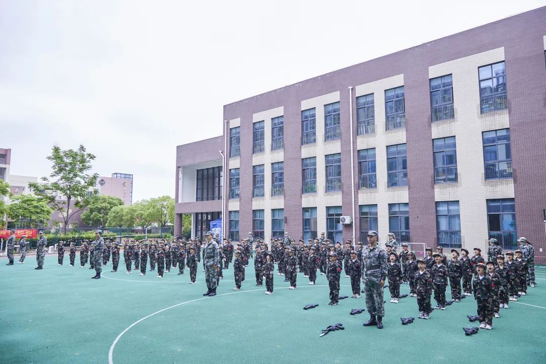 https://ljyey.wxlxjy.com/contents/sitefiles2044/10222167/images/44032092.jpeg