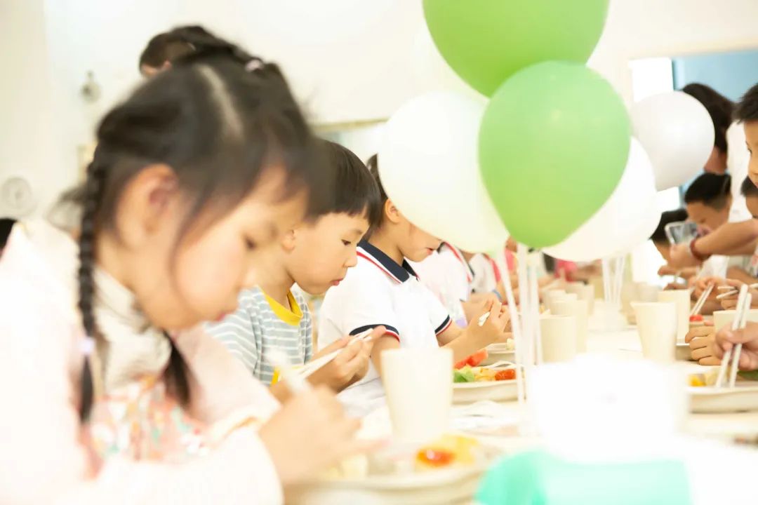 https://ljyey.wxlxjy.com/contents/sitefiles2044/10222167/images/44032204.jpeg