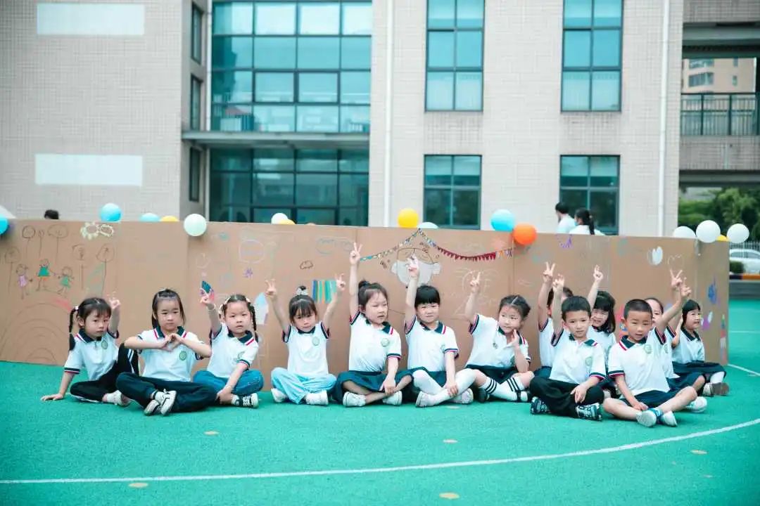 https://ljyey.wxlxjy.com/contents/sitefiles2044/10222167/images/44032528.jpeg