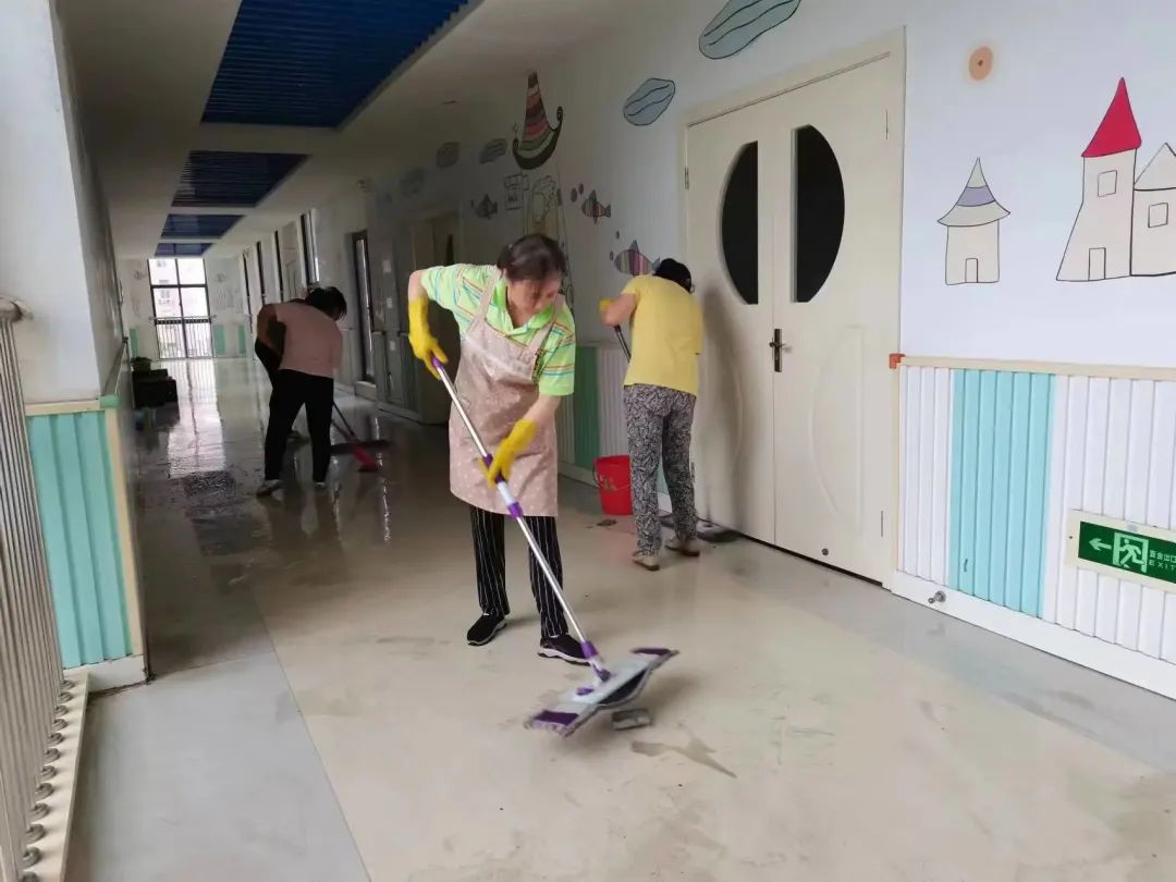 https://ljyey.wxlxjy.com/contents/sitefiles2044/10222167/images/46072873.jpeg