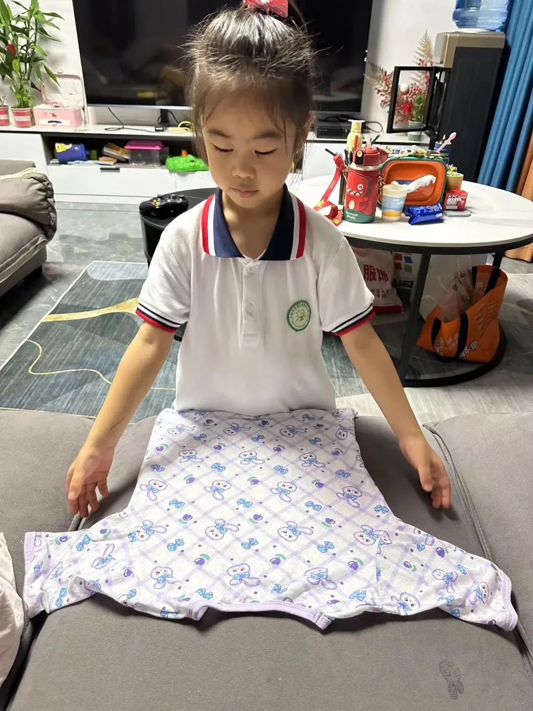 https://ljyey.wxlxjy.com/contents/sitefiles2044/10222167/images/46182309.jpeg