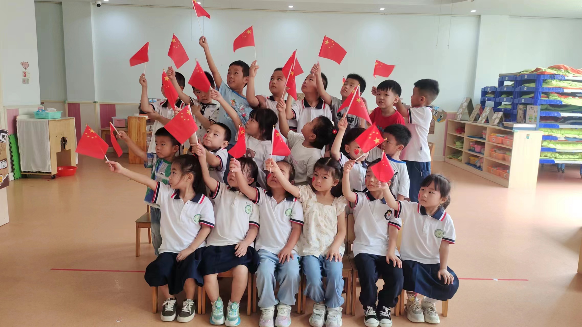 https://ljyey.wxlxjy.com/contents/sitefiles2044/10222167/images/46256391.jpg