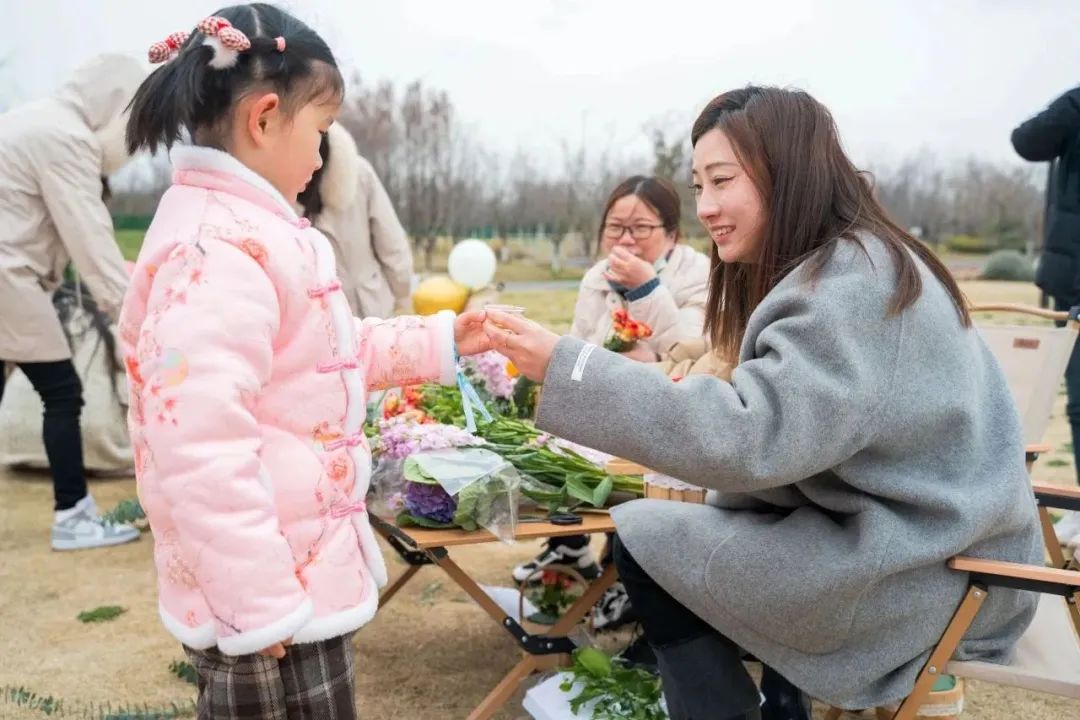 https://ljyey.wxlxjy.com/contents/sitefiles2065/10327692/images/49335697.jpeg
